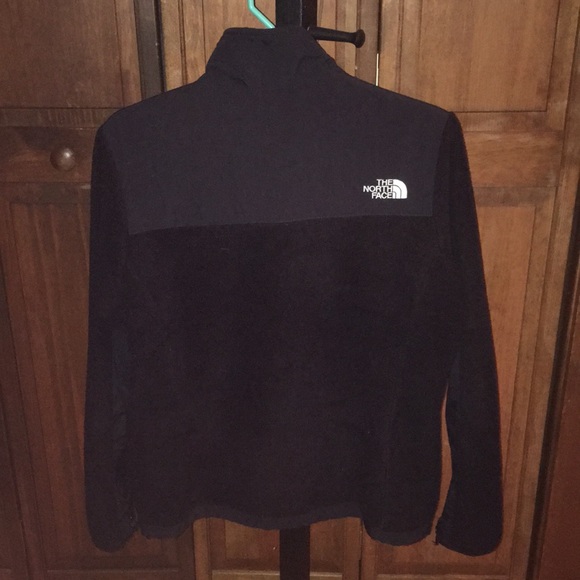Women’s North Face Denali Black Jacket - Picture 2 of 2